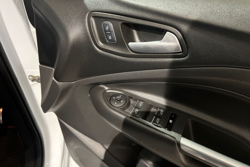 Used Ford Kuga 2018 for sale - 76582219: Photo 29