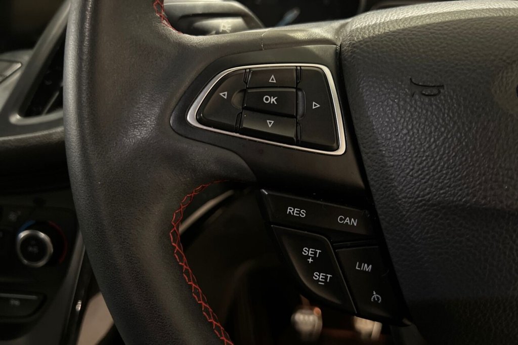 Used Ford Kuga 2018 for sale - 76582219: Photo 32