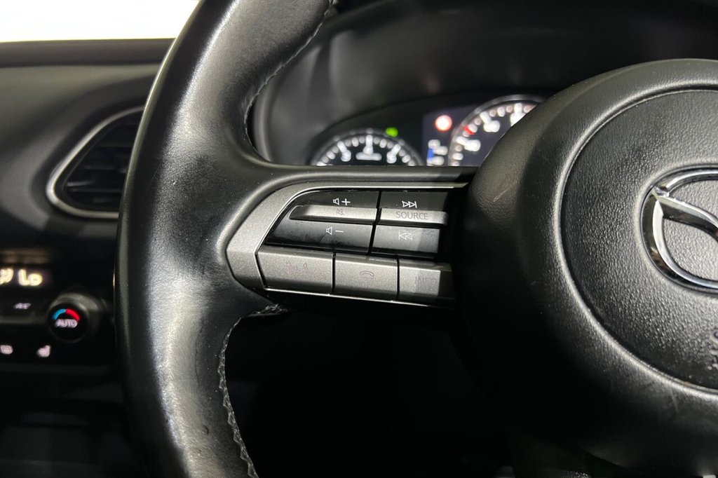 Used Mazda CX-30 2023 for sale - 76202565: Photo 25