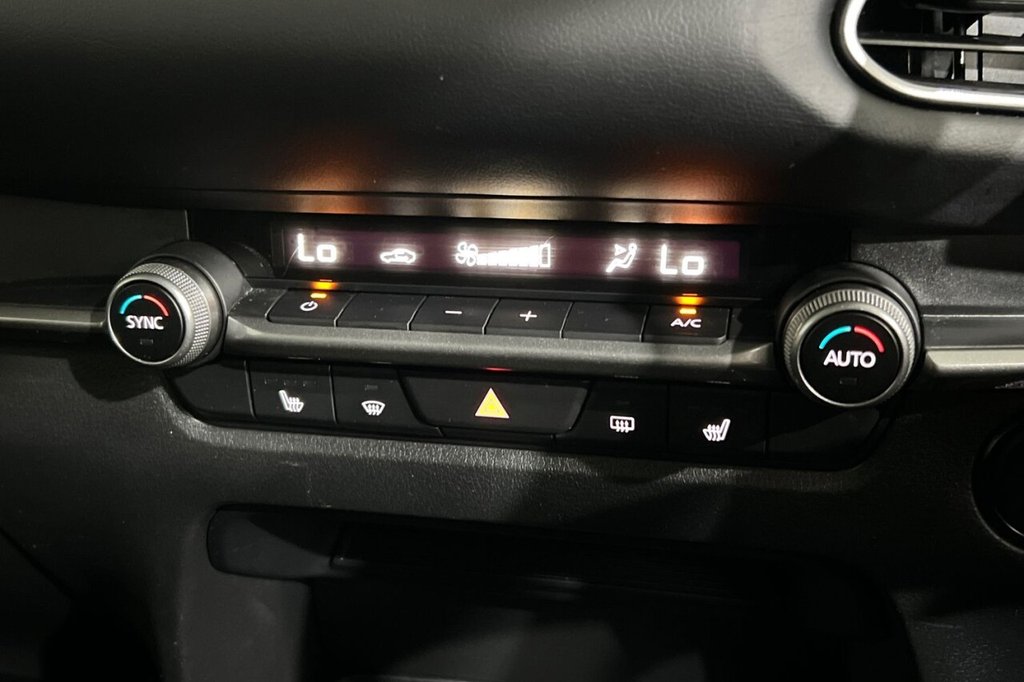 Used Mazda CX-30 2023 for sale - 76202565: Photo 33