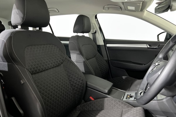 Used Skoda Superb 2023 for sale - 76223106: Photo 24