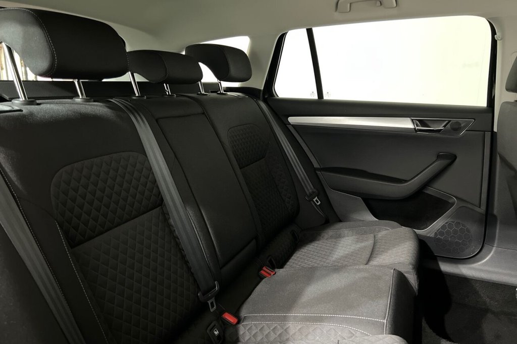 Used Skoda Superb 2023 for sale - 76223106: Photo 25