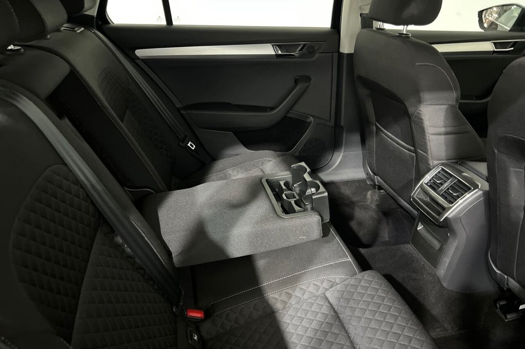 Used Skoda Superb 2023 for sale - 76223106: Photo 36