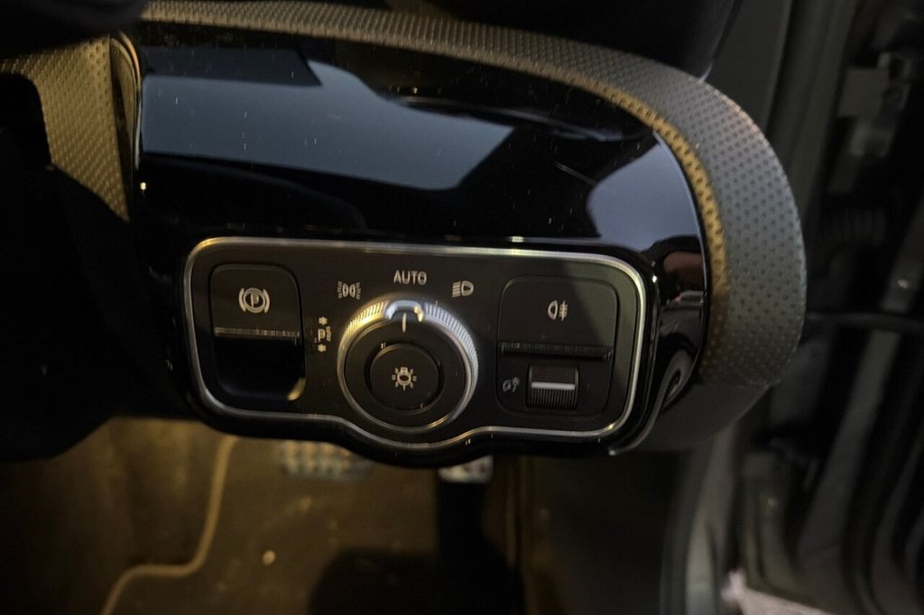 Used Mercedes-Benz A-Class 2020 for sale - 76582672: Photo 17