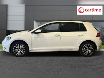Used Volkswagen Golf 2018 for sale - 75573447: Photo