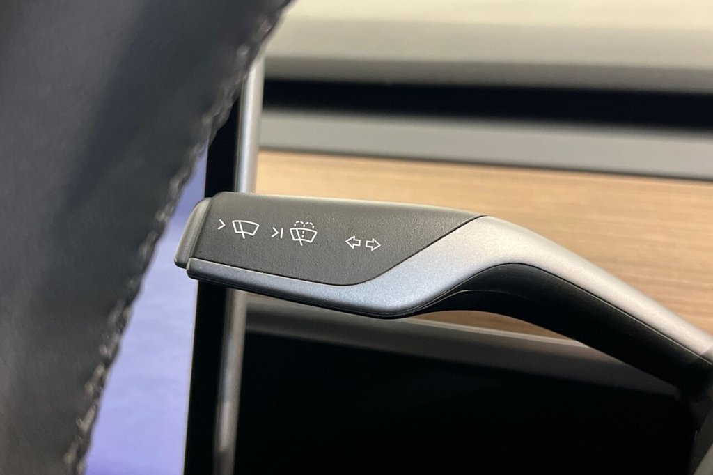 Used Tesla Model Y 2024 for sale - 77436382: Photo 27