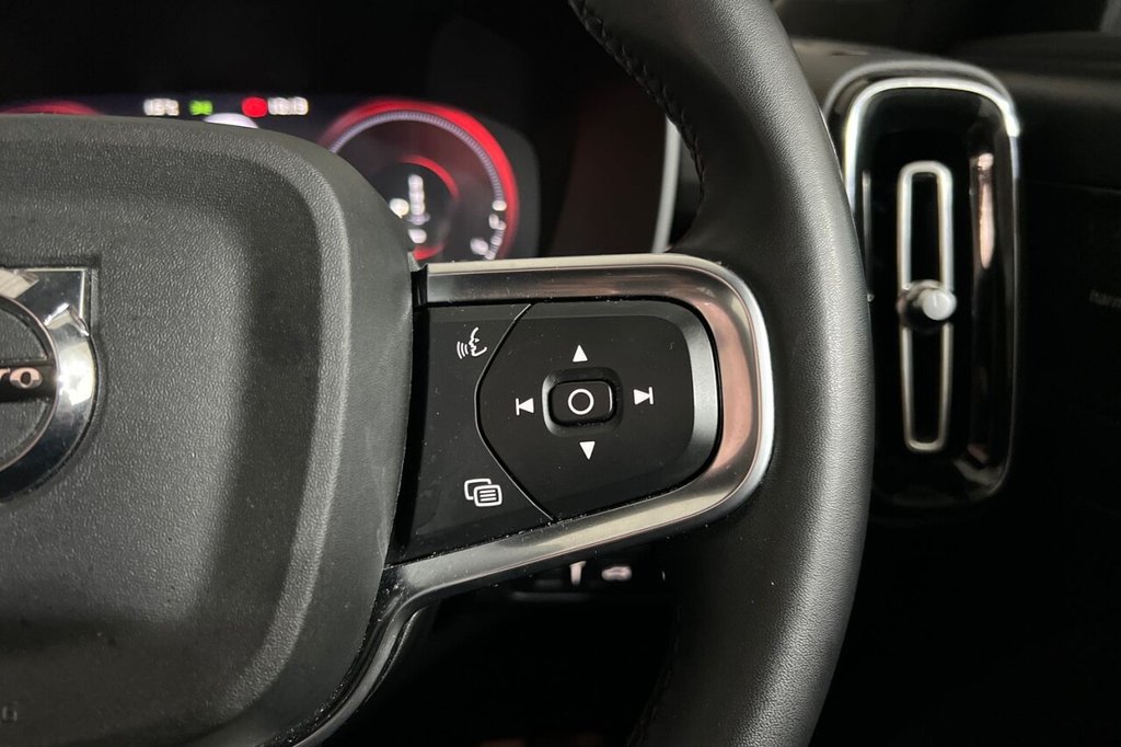 Used Volvo XC40 2023 for sale - 77048889: Photo 19