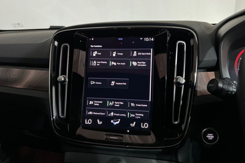 Used Volvo XC40 2023 for sale - 77048889: Photo 23