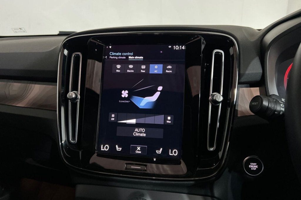 Used Volvo XC40 2023 for sale - 77048889: Photo 24