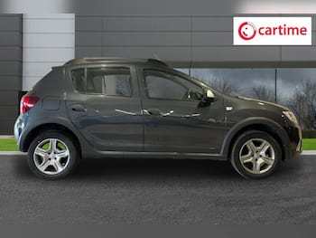 Used Dacia Sandero Stepway 2020 for sale - 79695065: Photo