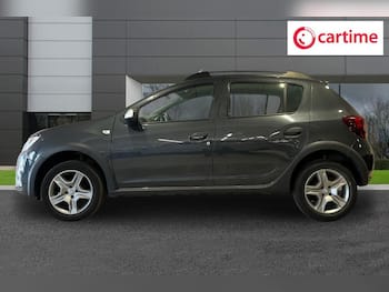 Used Dacia Sandero Stepway 2020 for sale - 79695065: Photo