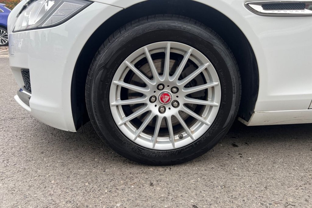 Used Jaguar XF 2018 for sale - 76223545: Photo 14