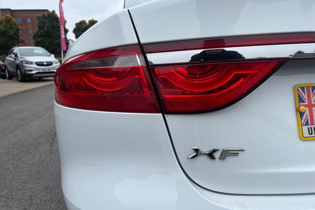 Used Jaguar XF 2018 for sale - 76223545: Photo 23
