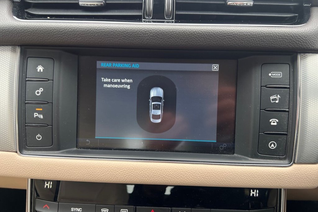 Used Jaguar XF 2018 for sale - 76223545: Photo 39