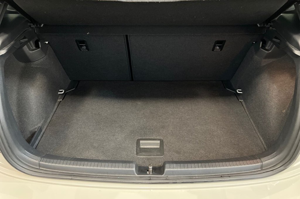 Used Volkswagen Polo 2022 for sale - 77451644: Photo 41