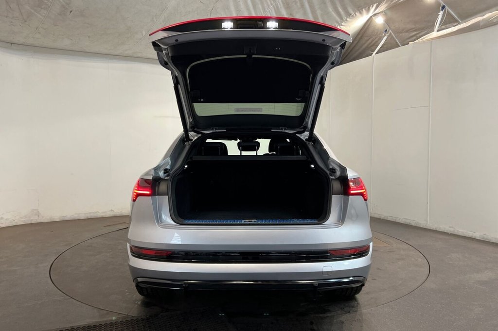 Used Audi e-tron 2022 for sale - 77593762: Photo 43