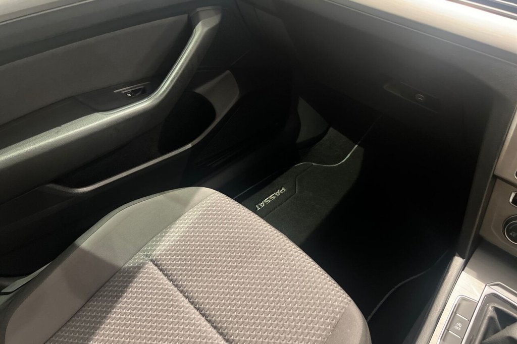 Used Volkswagen Passat 2019 for sale - 77064824: Photo 35