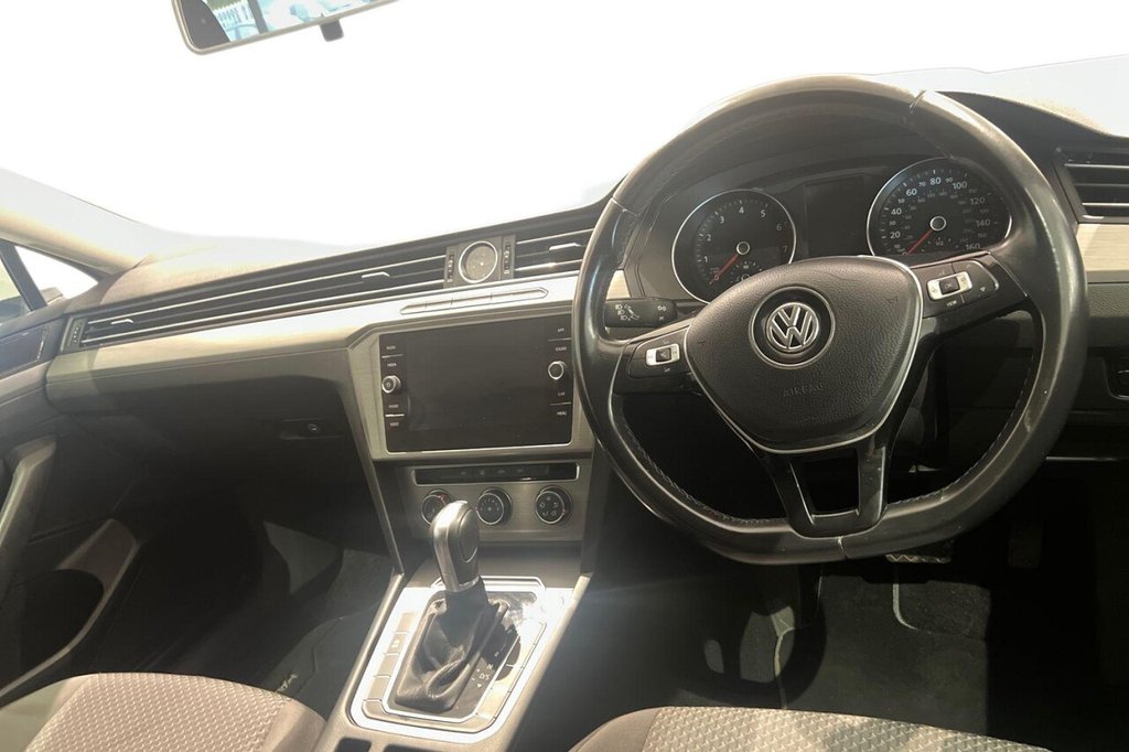 Used Volkswagen Passat 2019 for sale - 77064824: Photo 9