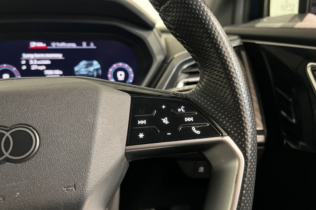 Used Audi Q4 e-tron 2021 for sale - 76642337: Photo 31