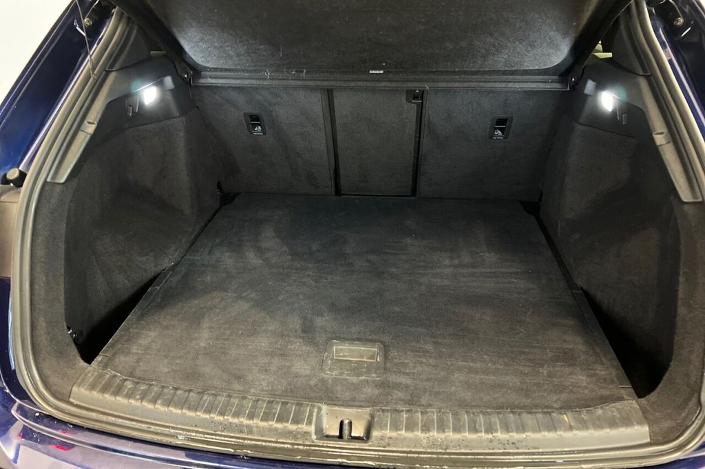 Used Audi Q4 e-tron 2021 for sale - 76642337: Photo 44