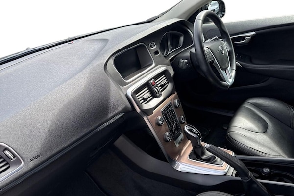 Used Volvo V40 Cross Country 2019 for sale - 75451182: Photo 11