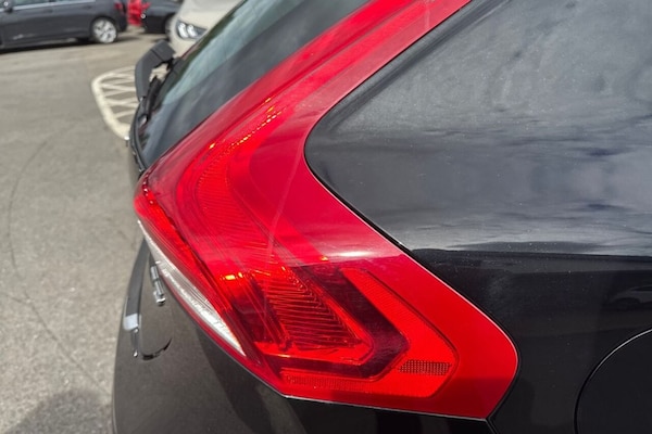 Used Volvo V40 Cross Country 2019 for sale - 75451182: Photo 26