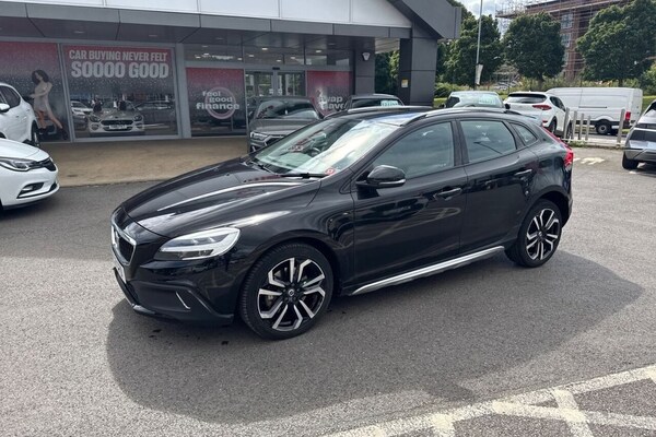 Used Volvo V40 Cross Country 2019 for sale - 75451182: Photo 31