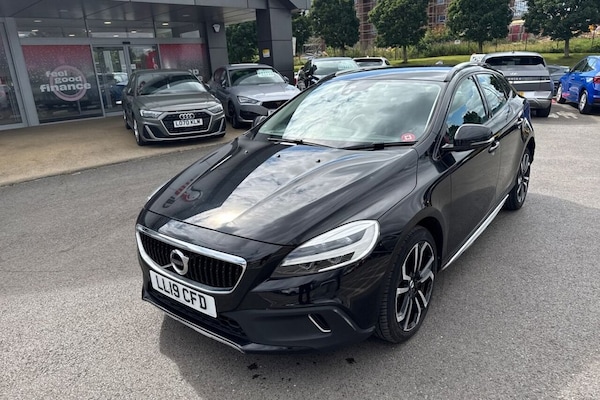 Used Volvo V40 Cross Country 2019 for sale - 75451182: Photo 32