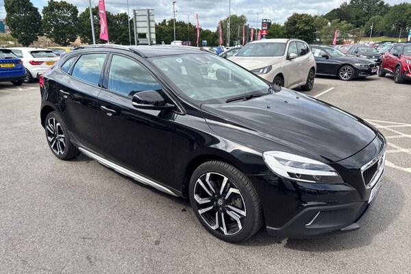 Used Volvo V40 Cross Country 2019 for sale - 75451182: Photo 35