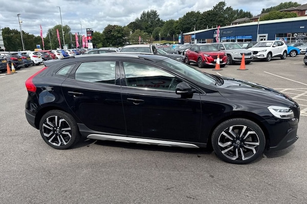 Used Volvo V40 Cross Country 2019 for sale - 75451182: Photo 37