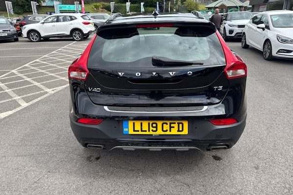 Used Volvo V40 Cross Country 2019 for sale - 75451182: Photo 43