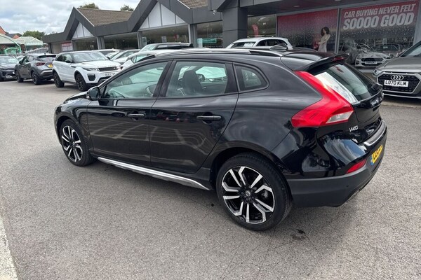 Used Volvo V40 Cross Country 2019 for sale - 75451182: Photo 46