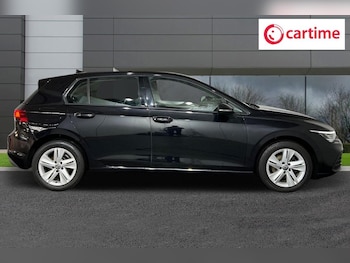 Used Volkswagen Golf 2021 for sale - 76820327: Photo