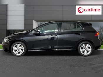 Used Volkswagen Golf 2021 for sale - 76820327: Photo