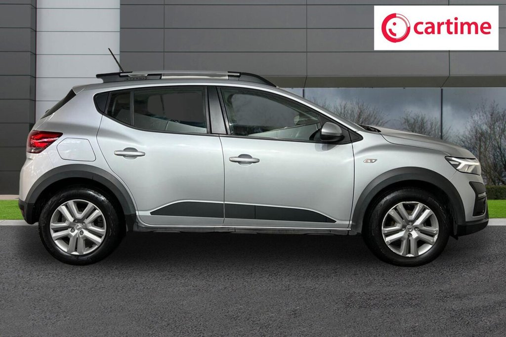 Used Dacia Sandero Stepway 2022 for sale - 76202469: Photo 2