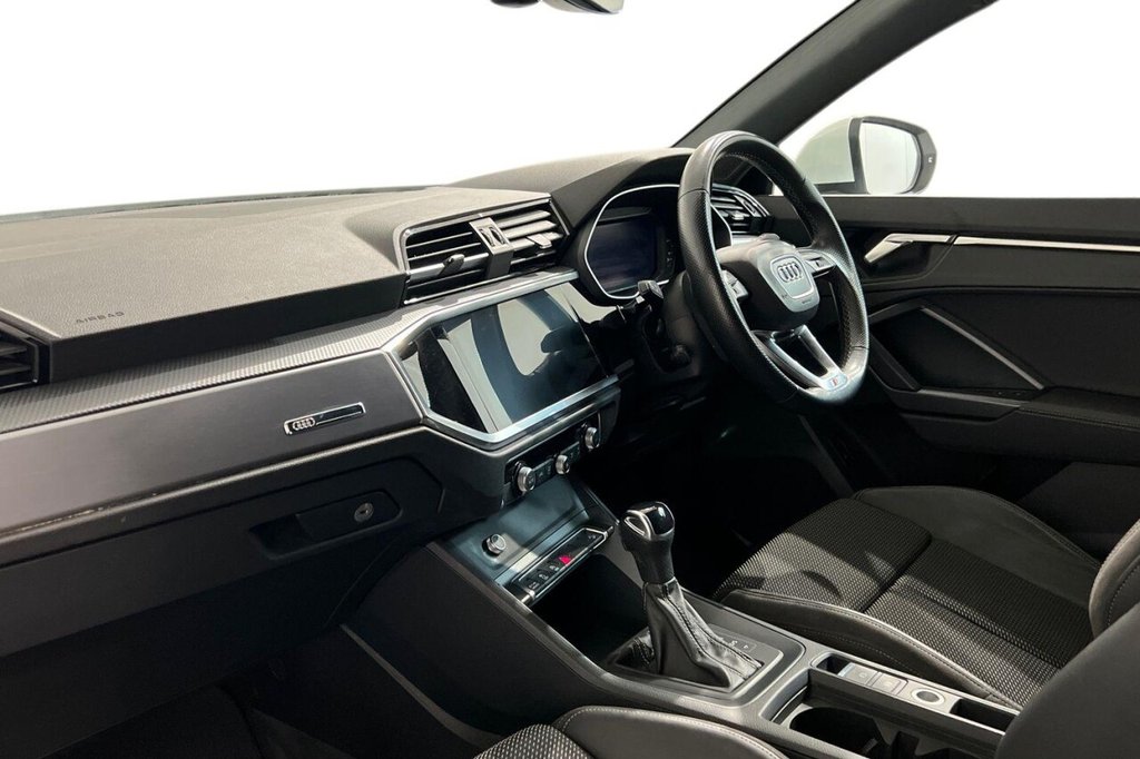 Used Audi Q3 2022 for sale - 77436459: Photo 11