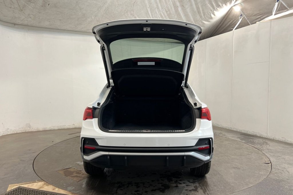 Used Audi Q3 2022 for sale - 77436459: Photo 41