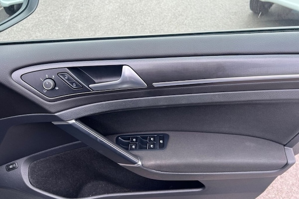 Used Volkswagen Golf 2020 for sale - 75111158: Photo 20