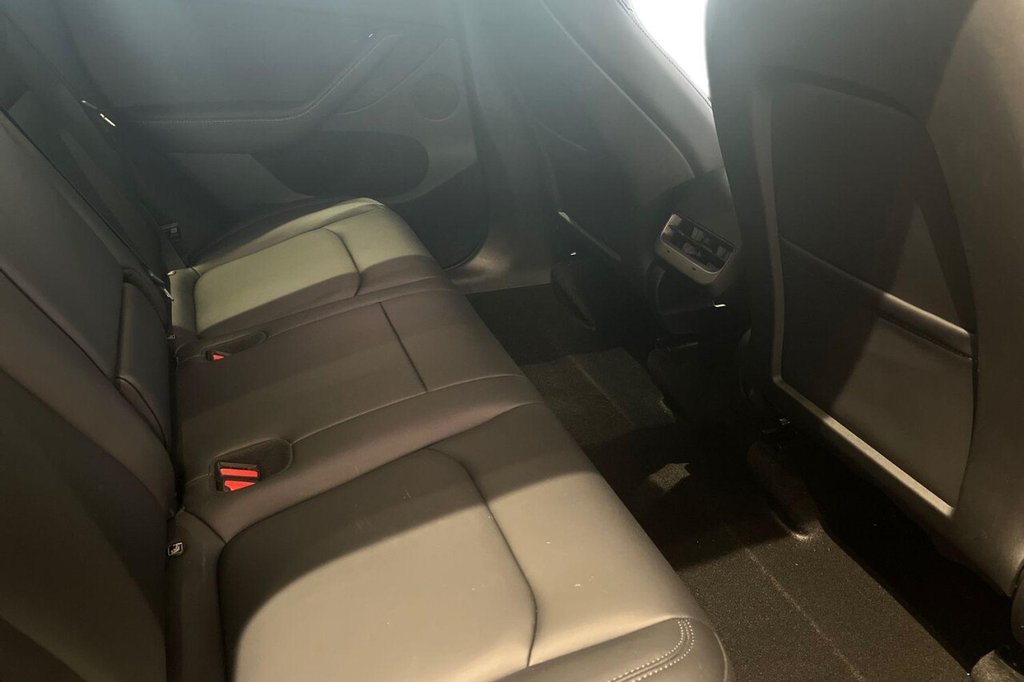 Used Tesla Model Y 2024 for sale - 77621350: Photo 10