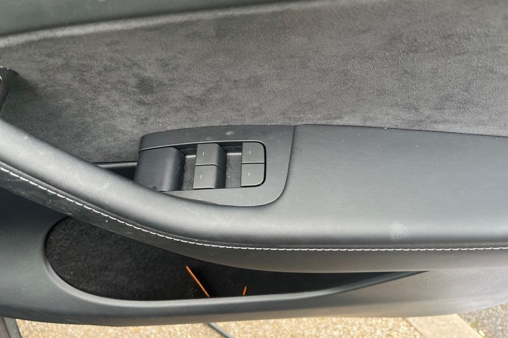 Used Tesla Model Y 2024 for sale - 77621350: Photo 24