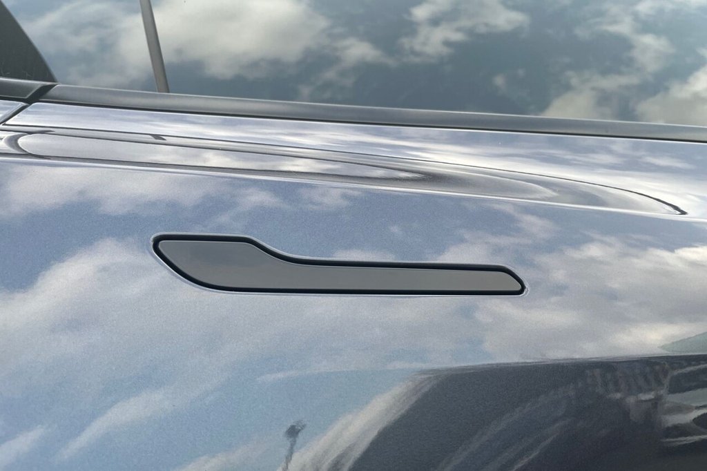 Used Tesla Model Y 2024 for sale - 77621350: Photo 26