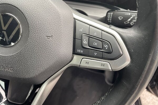Used Volkswagen Golf 2020 for sale - 76235530: Photo 23