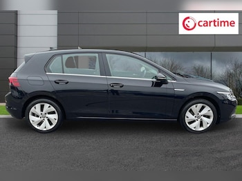 Used Volkswagen Golf 2020 for sale - 76235530: Photo 2
