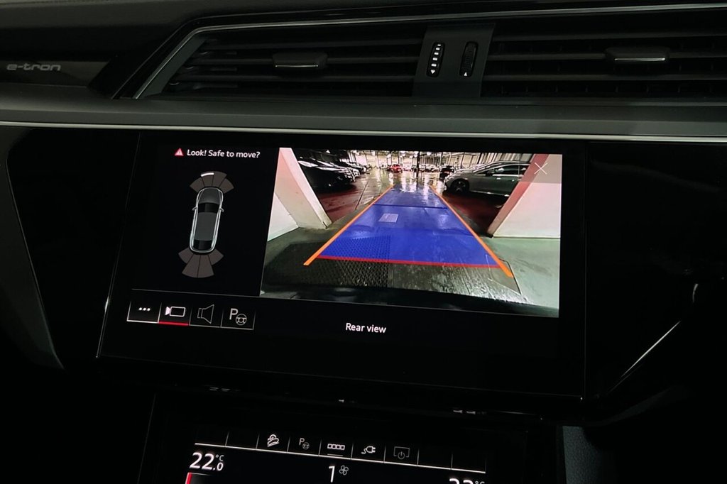 Used Audi e-tron 2021 for sale - 76642129: Photo 15