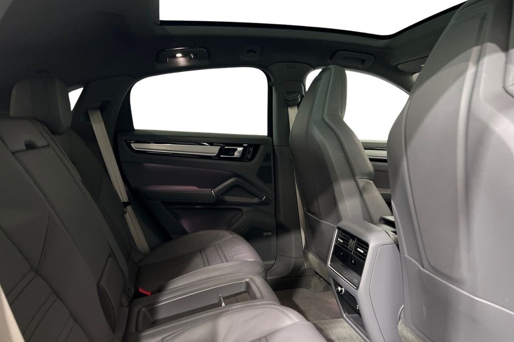 Used Porsche Cayenne 2022 for sale - 76118660: Photo 10