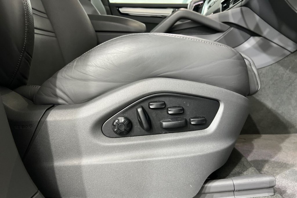 Used Porsche Cayenne 2022 for sale - 76118660: Photo 23