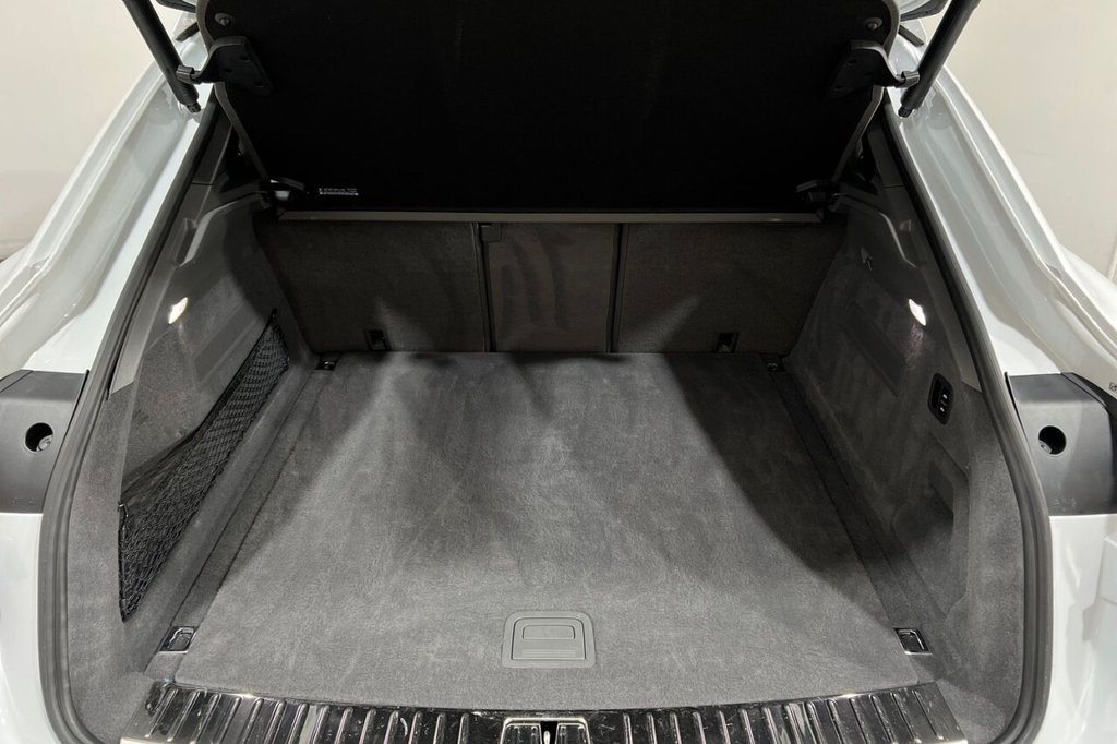 Used Porsche Cayenne 2022 for sale - 76118660: Photo 46