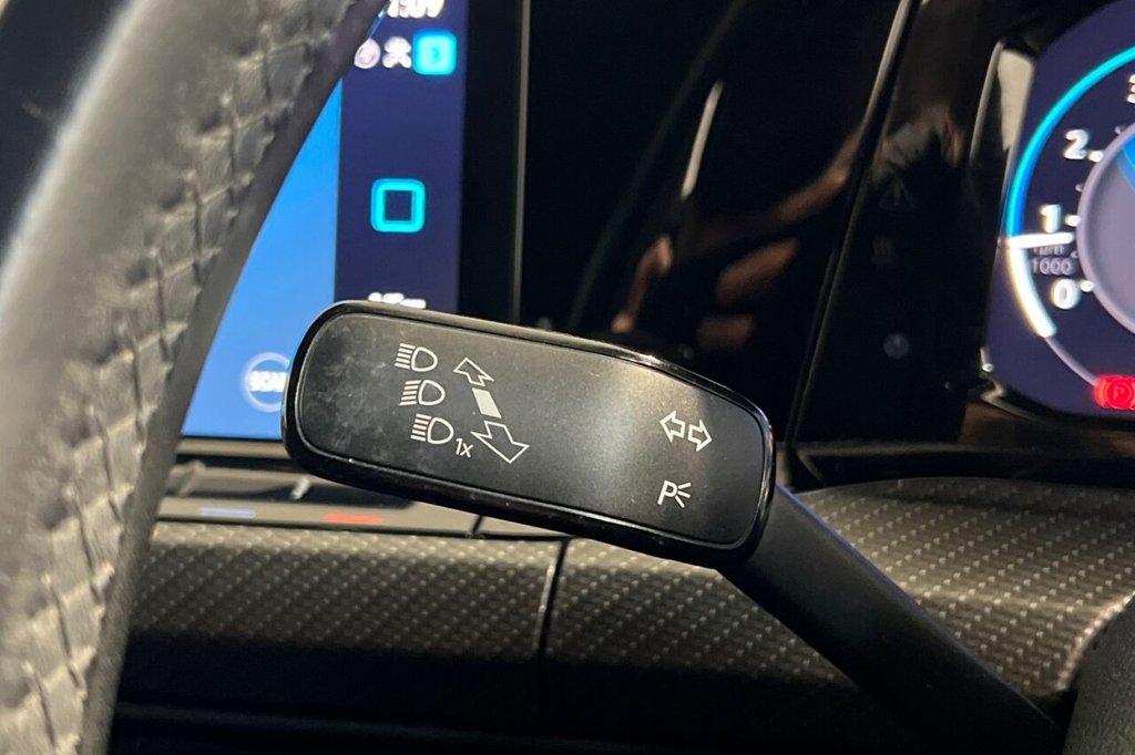 Used Volkswagen Golf 2020 for sale - 76395955: Photo 29