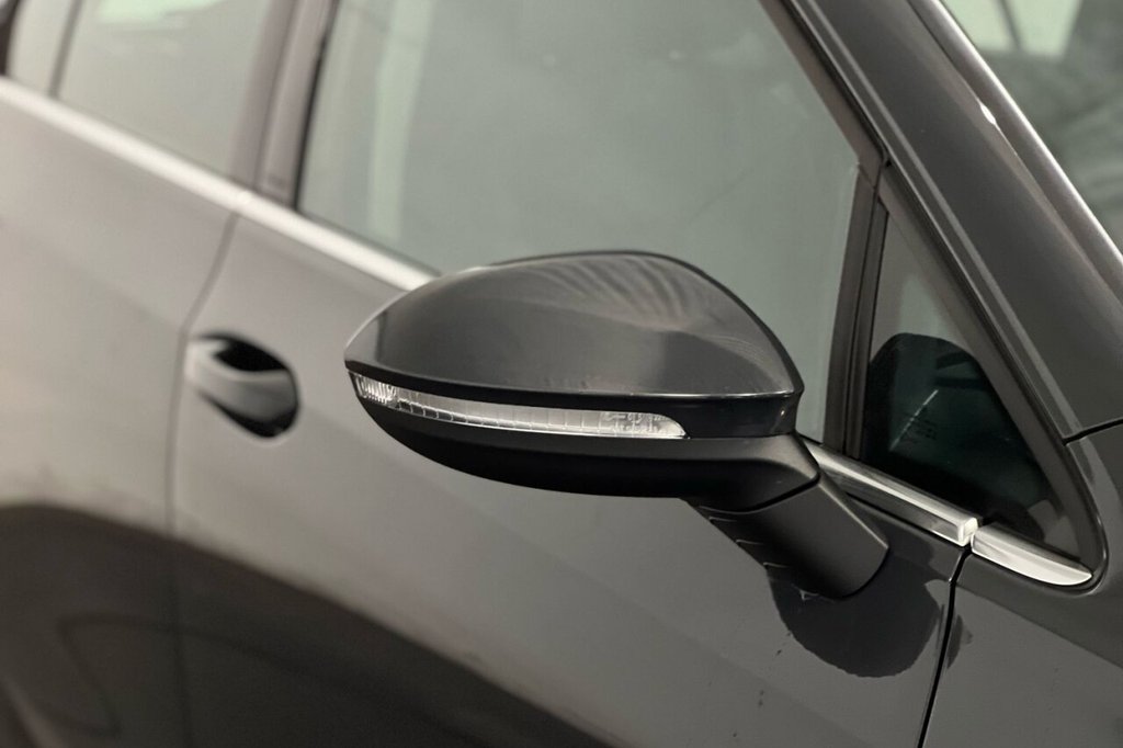 Used Volkswagen Golf 2023 for sale - 76642264: Photo 16