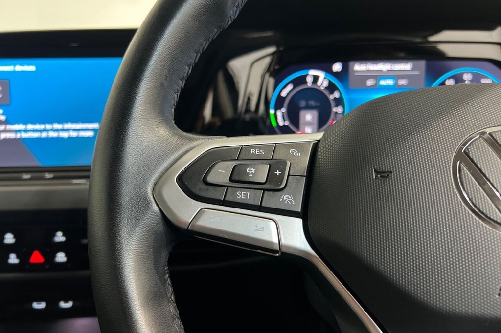 Used Volkswagen Golf 2023 for sale - 76642264: Photo 24